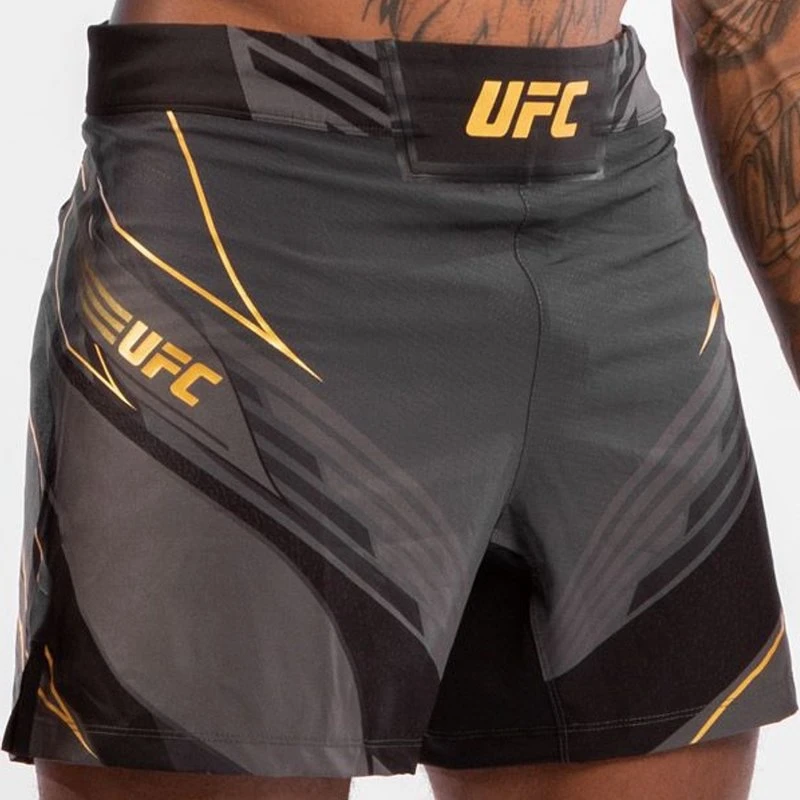 UFC Venum Authentic Fight Night Fighthorts | Korte Pasvorm Champion - Image 2