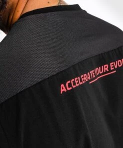 UFC X VENUM Performance Institute T-Shirt Zwart