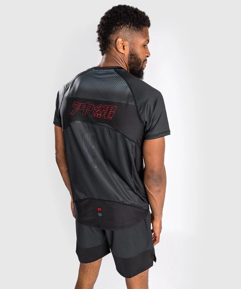 Venum OKINAWA 3.0 Dry Tech T-shirt Zwart Rood - Image 9