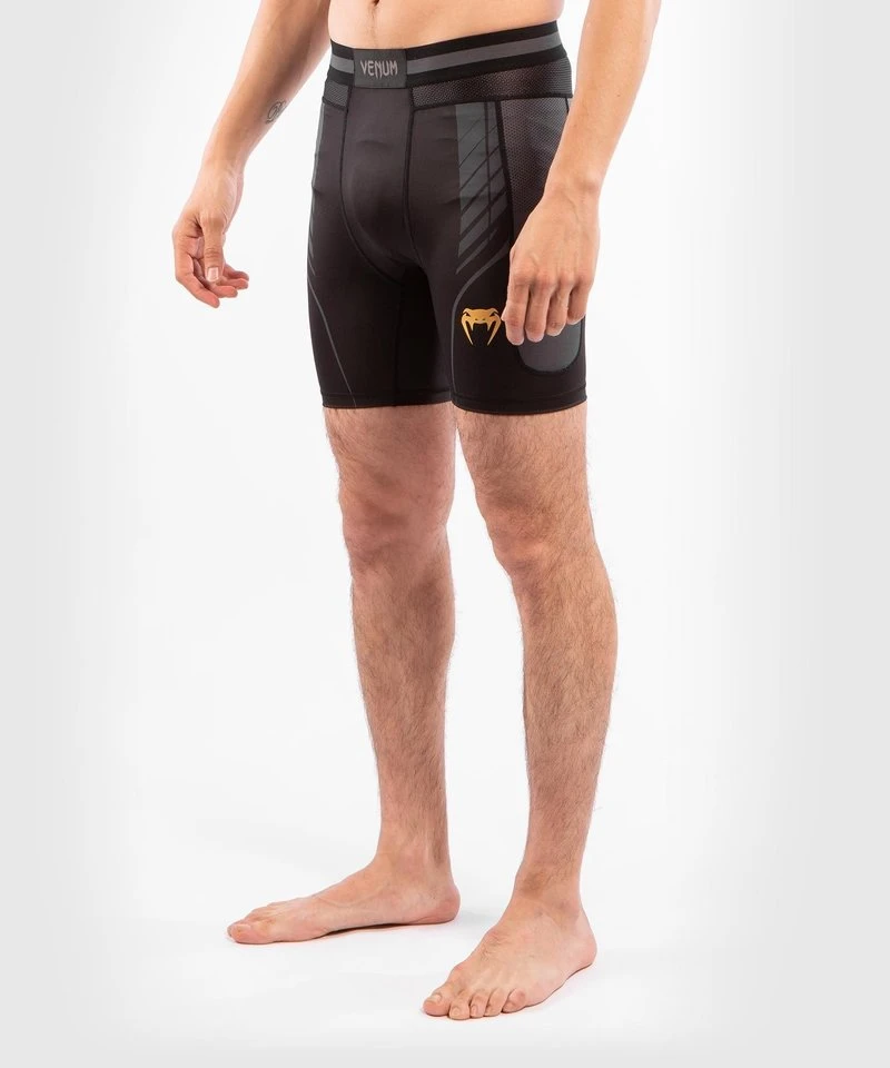 Venum Athletics Vale Tudo Compressie Short Zwart Goud