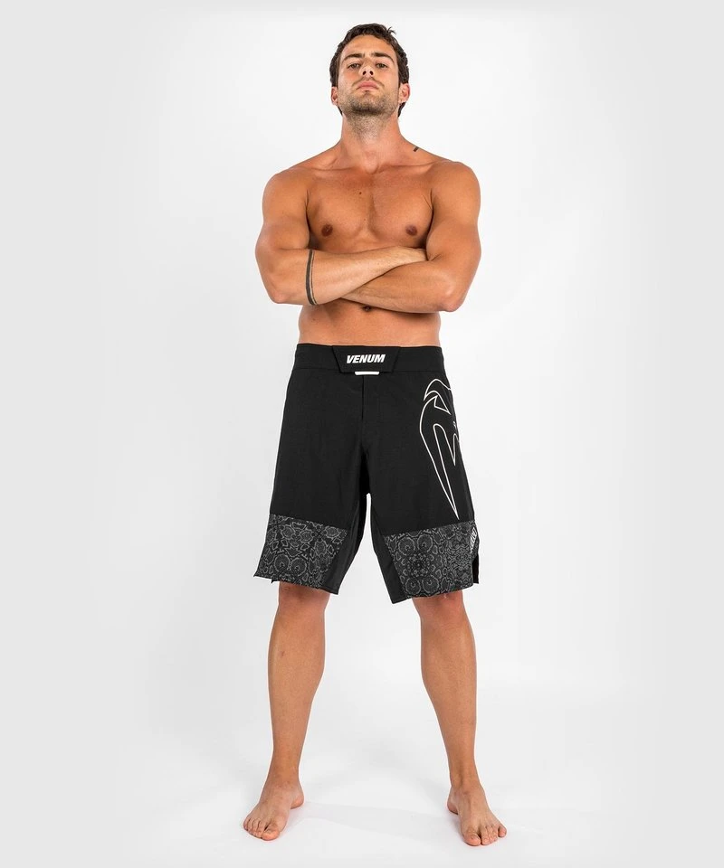 Venum Fightshort Light 4.0 Zwart Wit - Image 6