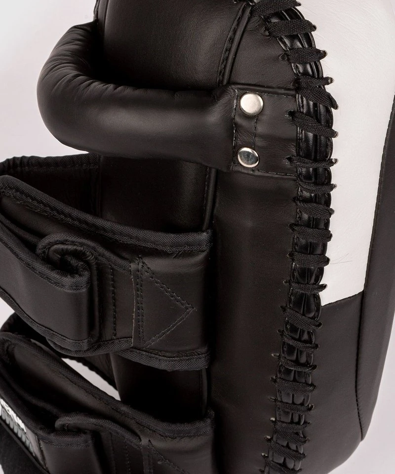 Venum Light Kick Pads 2.0 Skintex Leer Zwart Wit - Per Paar - Image 7