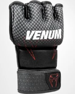 Venum OKINAWA 3.0 MMA Handschoenen Zwart Rood