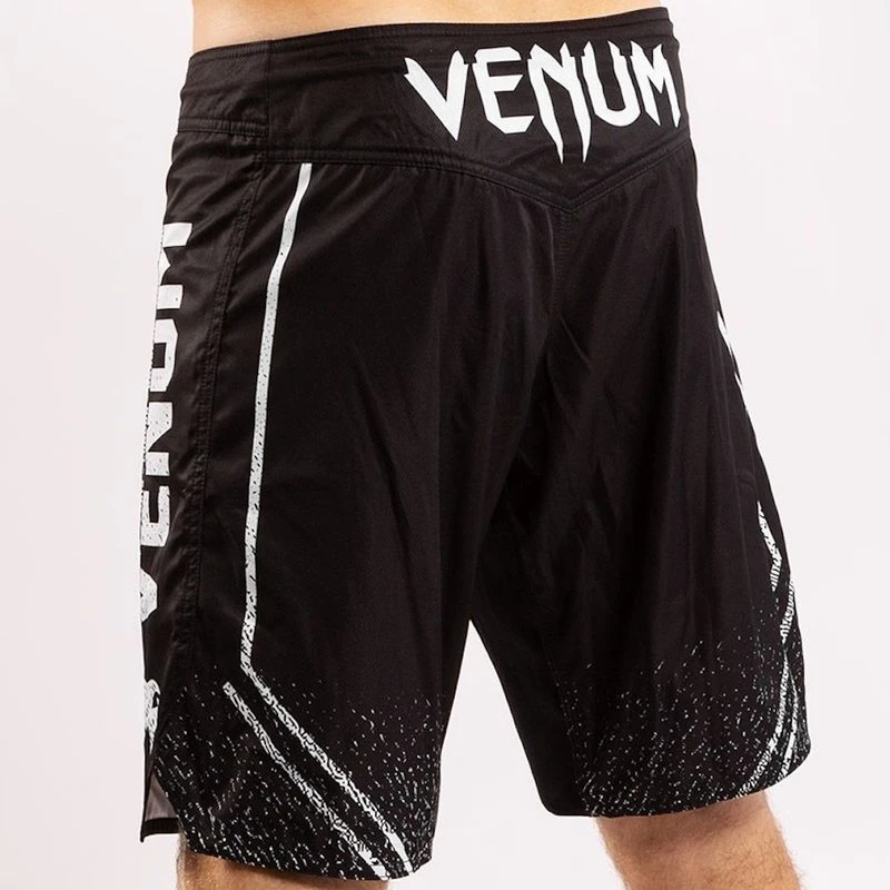 Venum SIGNATURE MMA Fightshorts Zwart Wit - Image 7