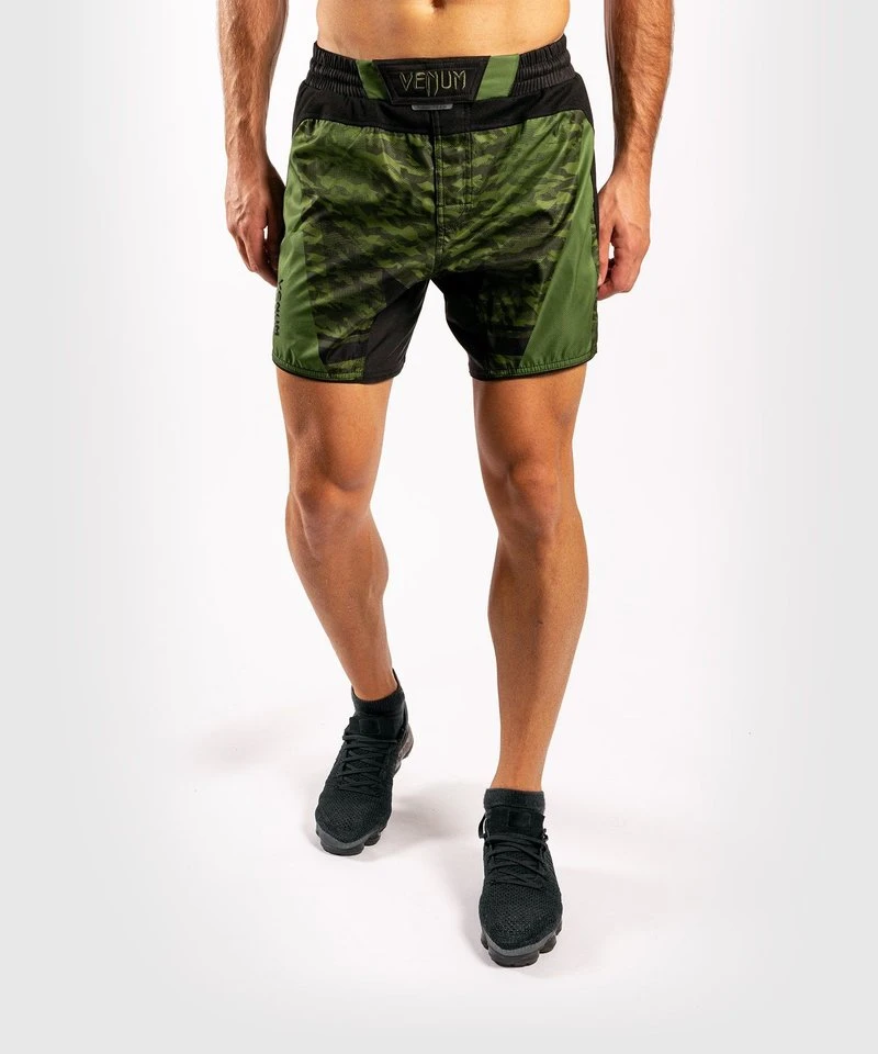 Venum TROOPER Fightshorts Forest Camo Zwart - Image 8