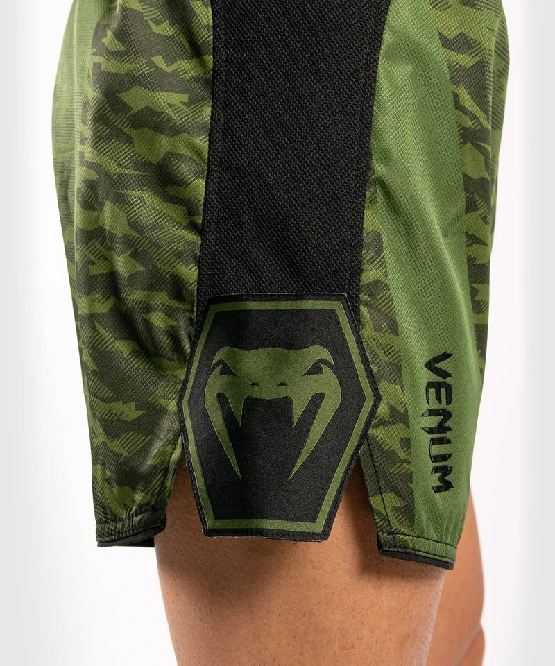 Venum TROOPER Fightshorts Forest Camo Zwart